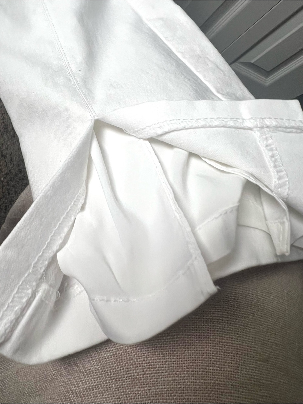 JOSEPH RIBKOFF Straight Leg Stretch Pants White Lined Sz 4 - Picture 4 of 6